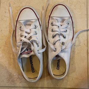 Converse size 5